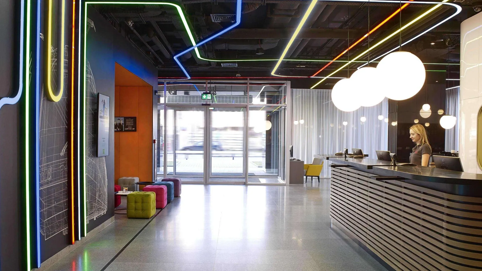 *** Otel Ibis Styles Warszawa City Polonya